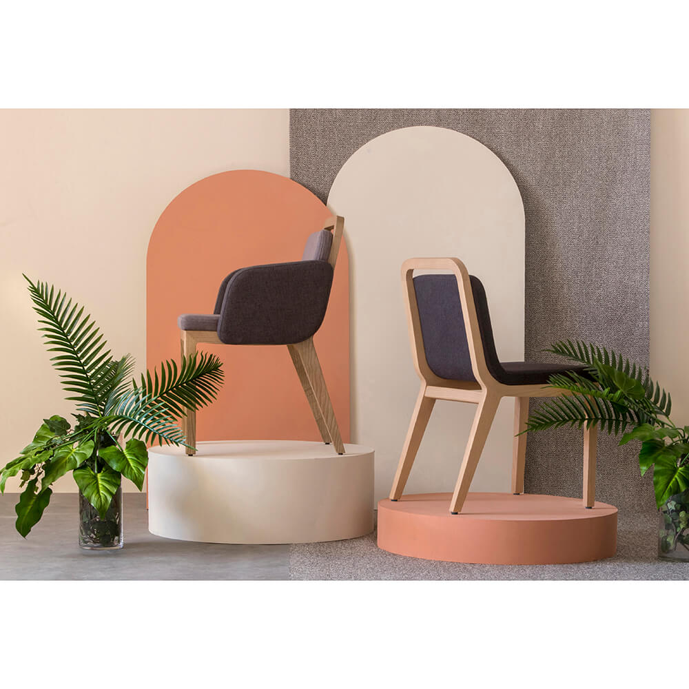 Iris armchair