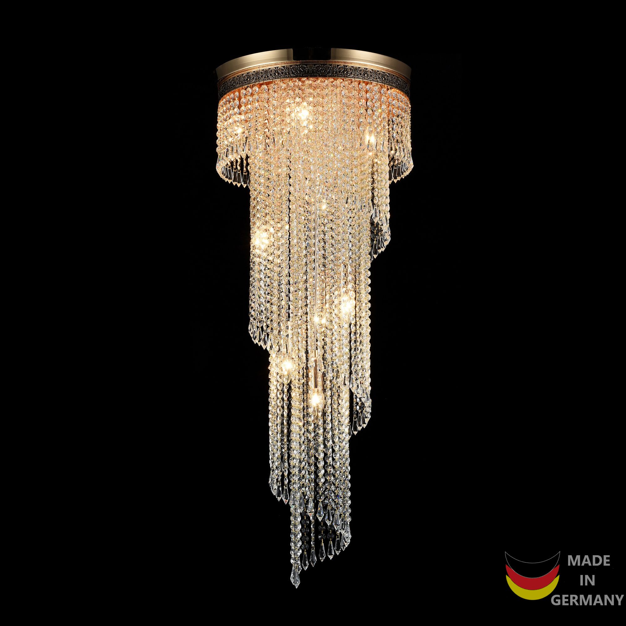 Chandelier Cascade