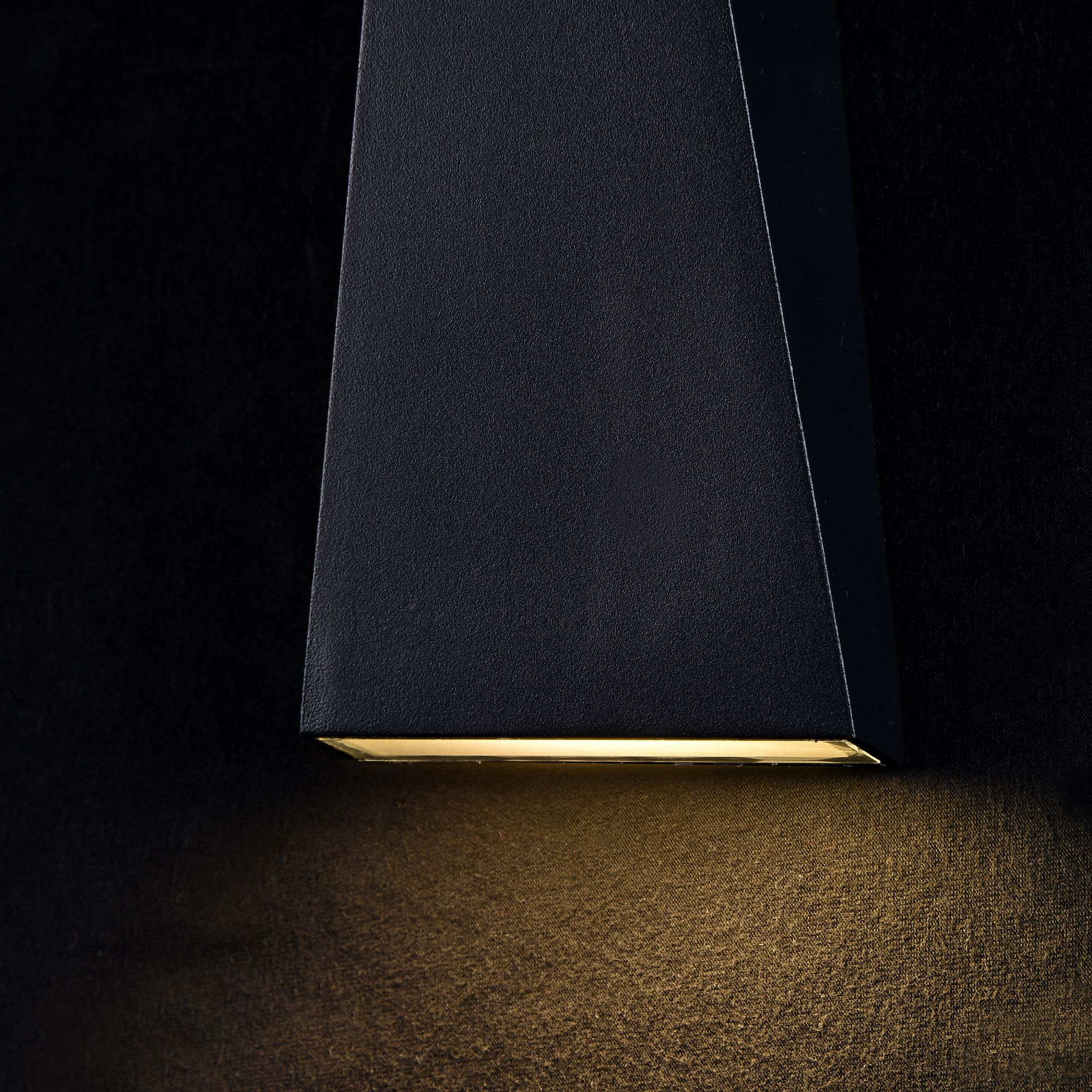 Wall Lamp Times Square